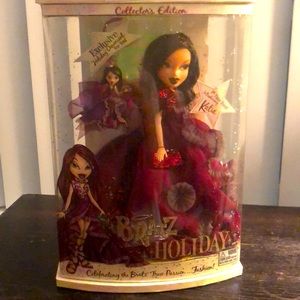 Bratz holiday collectors edition. It’s Katia   exclusive